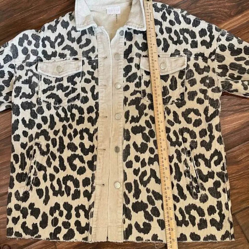 Entro Leopard‎ Print Corduroy Shacket - Picture 5 of 5